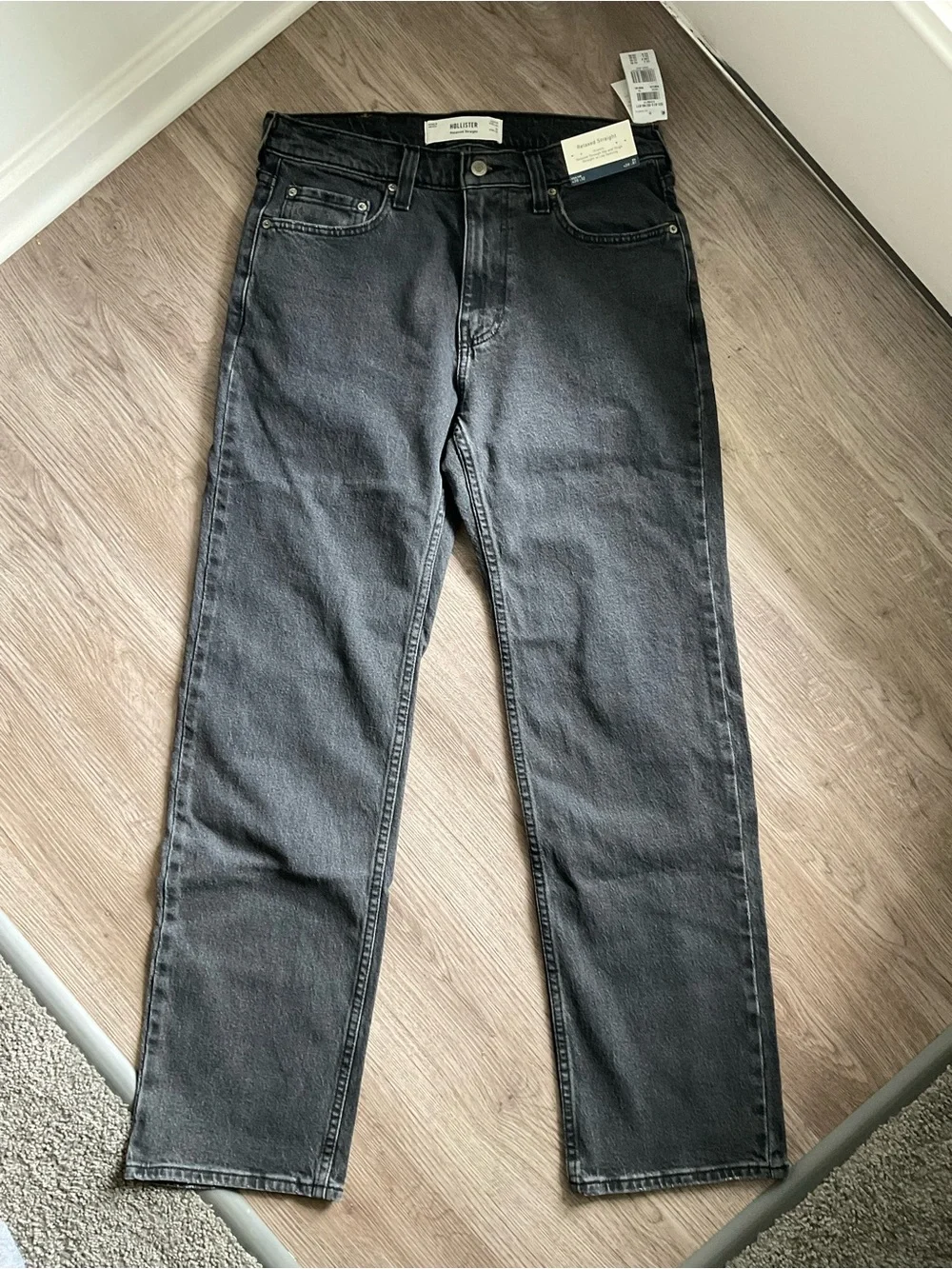 Hollister Men's Charcoal Straight Jeans